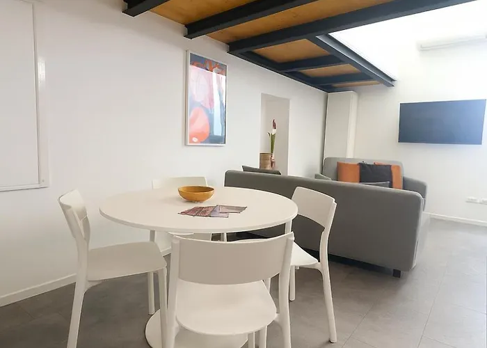 Hbhall Navigli 5 Апартаменты Милан