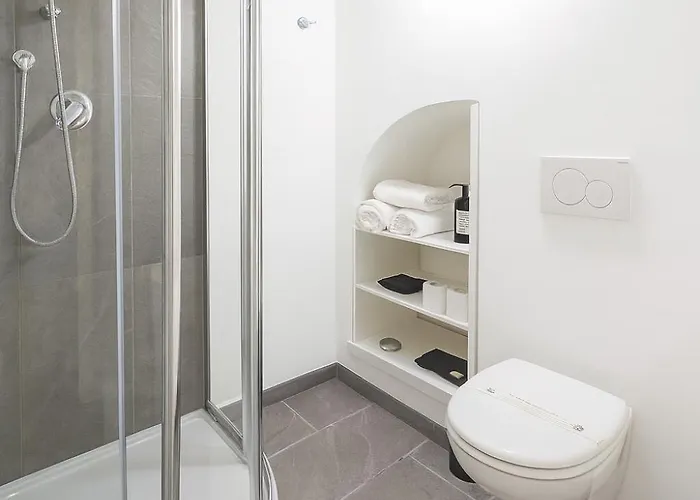 Hbhall Navigli 5 Апартаменты Милан