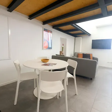 Hbhall Navigli 5 Apartmán Milán