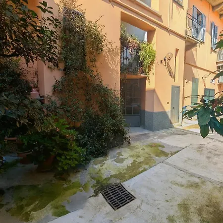 Apartmán Hbhall Navigli 5 *